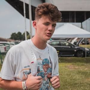 Meet your Posher, Brock